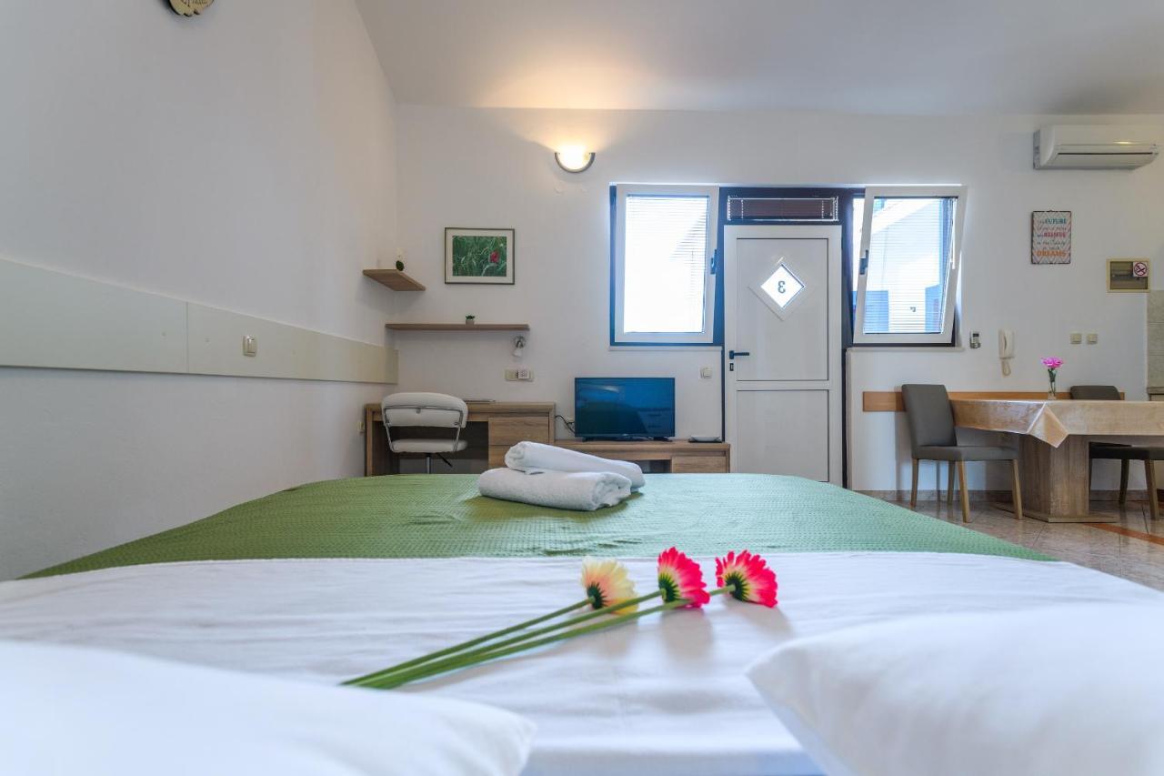 Apartmani Nena Zadar Exterior foto