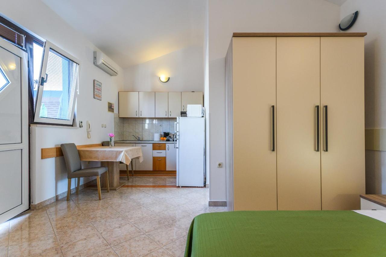 Apartmani Nena Zadar Exterior foto